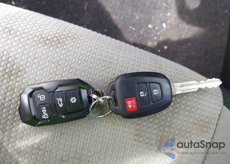 2017 Toyota Rav4 Xle z USA, uszkodzony, nr VIN 2T3RFREV5HW559503